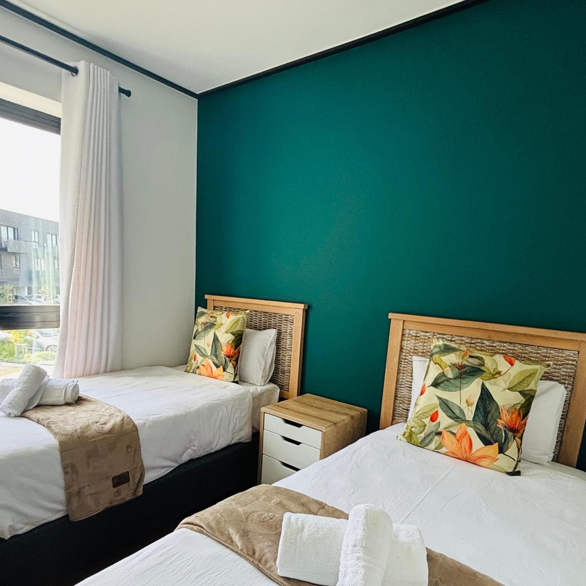 Zals- Nine Palms -luxury Two Bed *